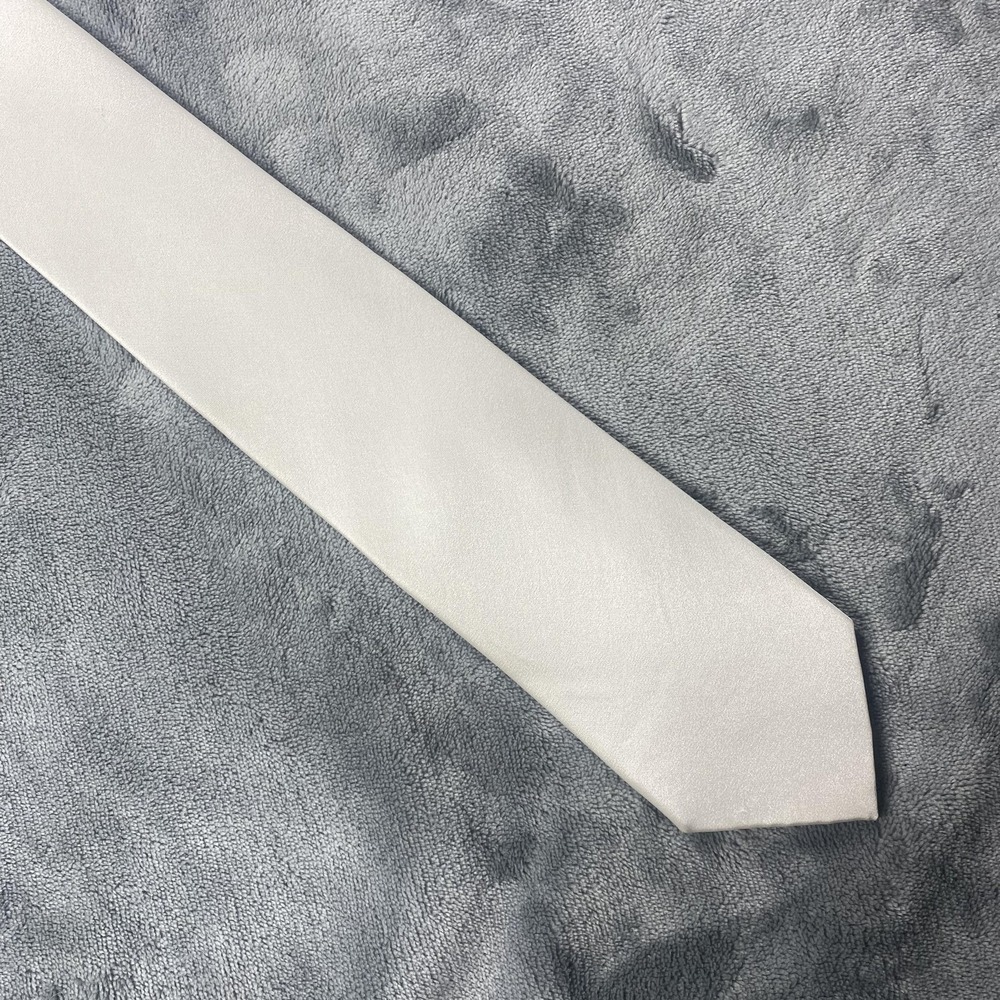Apt. 9 Tie Mens One Size White 100% Silk‎ Satin Solid Classic Pointed Necktie